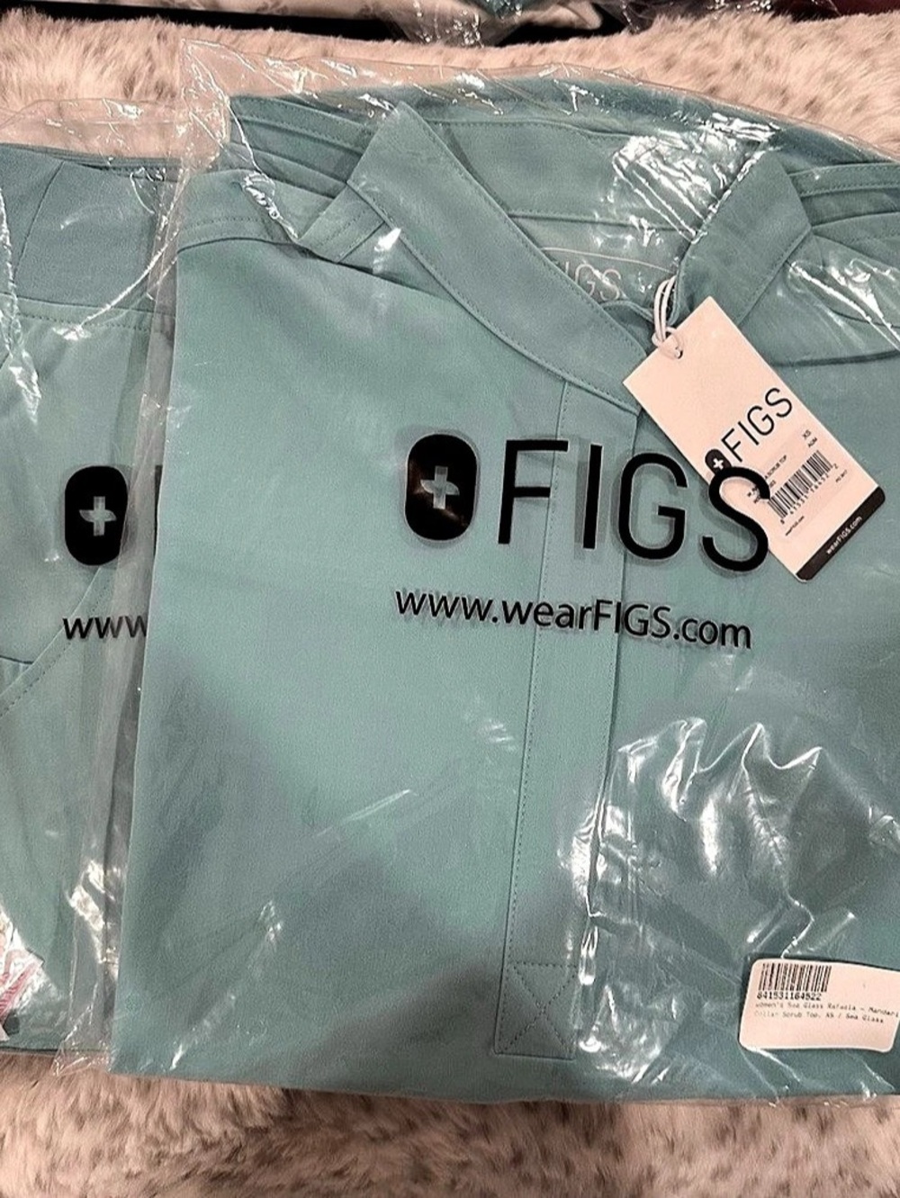 FIGS Zamora Jogger Petite and Rafaela Scrub Top Set NWT